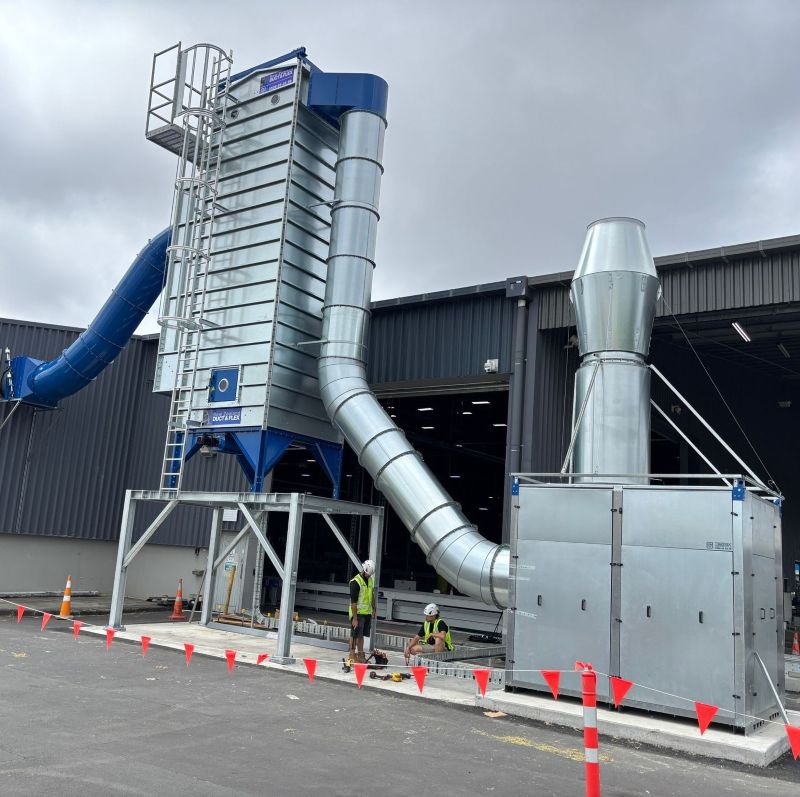 Jet Dust Extraction filter with small footprint but able to cope with massive air volumes for large  wood processers
